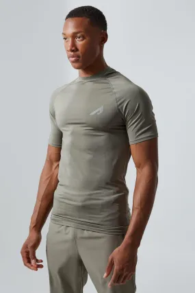 Active Muscle Fit Fast Dry Raglan T-shirt