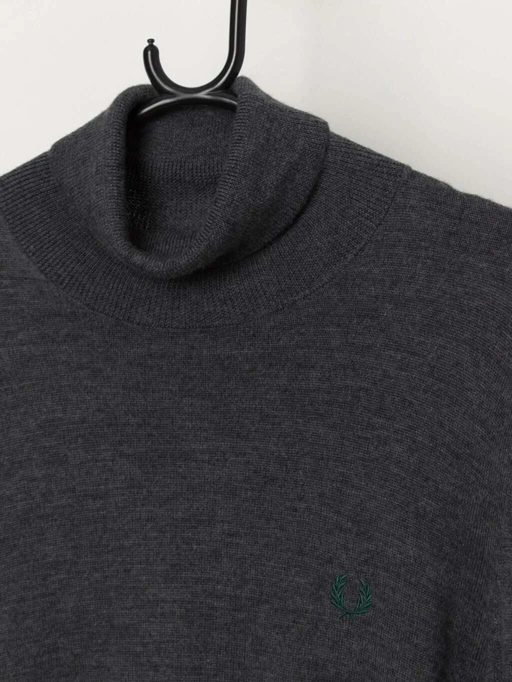 Fred Perry grey merino wool turtle neck jumper – Medium