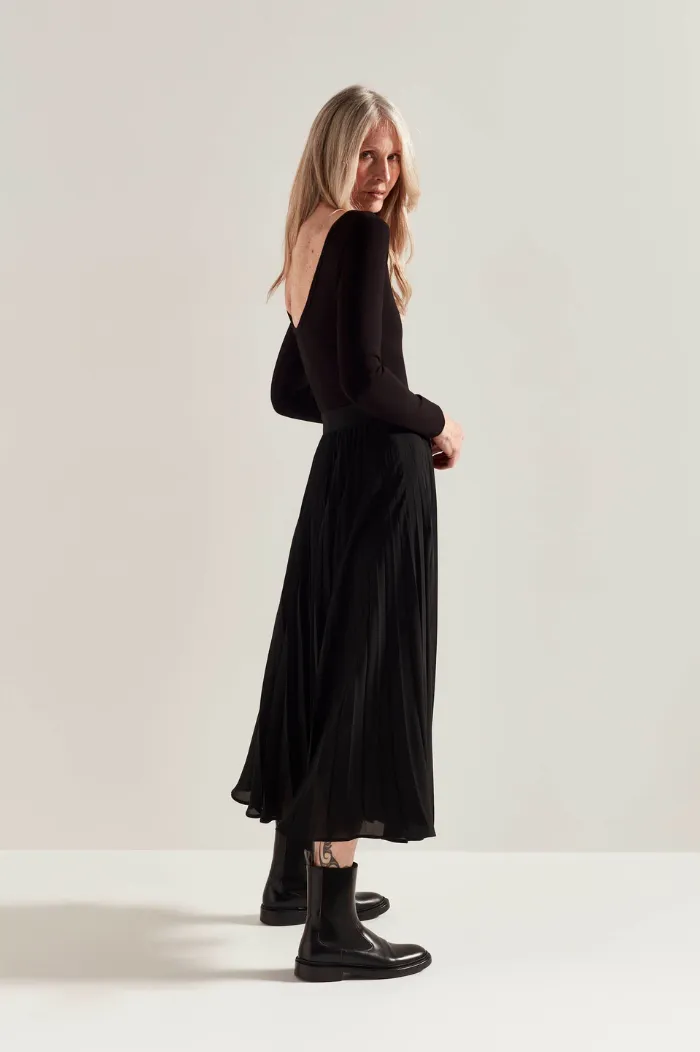 Juliette Hogan Black Posey Pleat Skirt