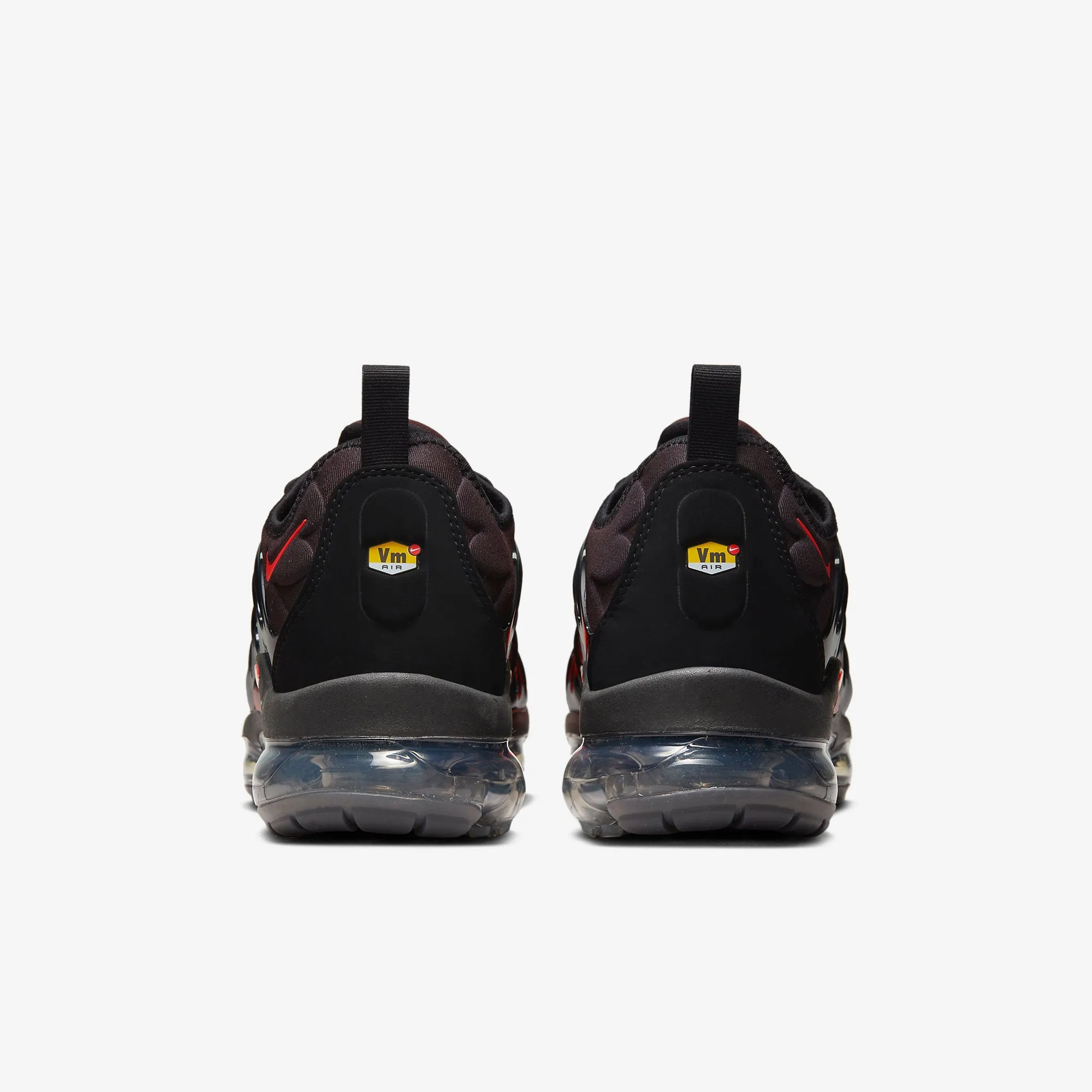 (Men's) Nike Air VaporMax Plus 'Darth Maul / Bright Crimson' (2022) DZ4857-001