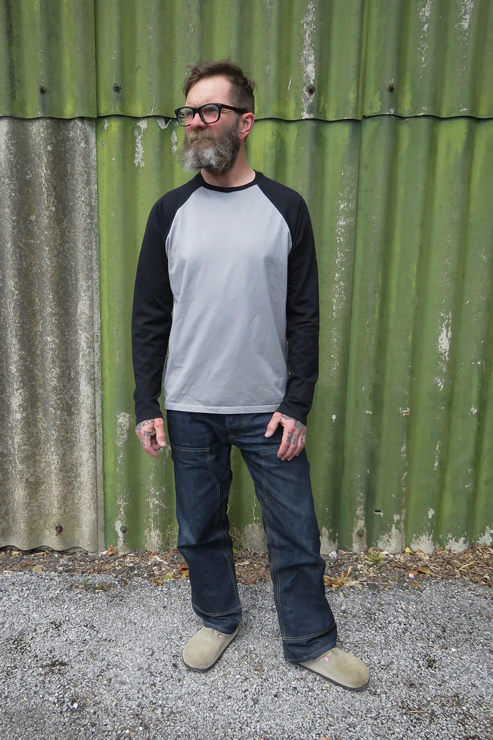 Raglan Long Sleeve / Grey & Black