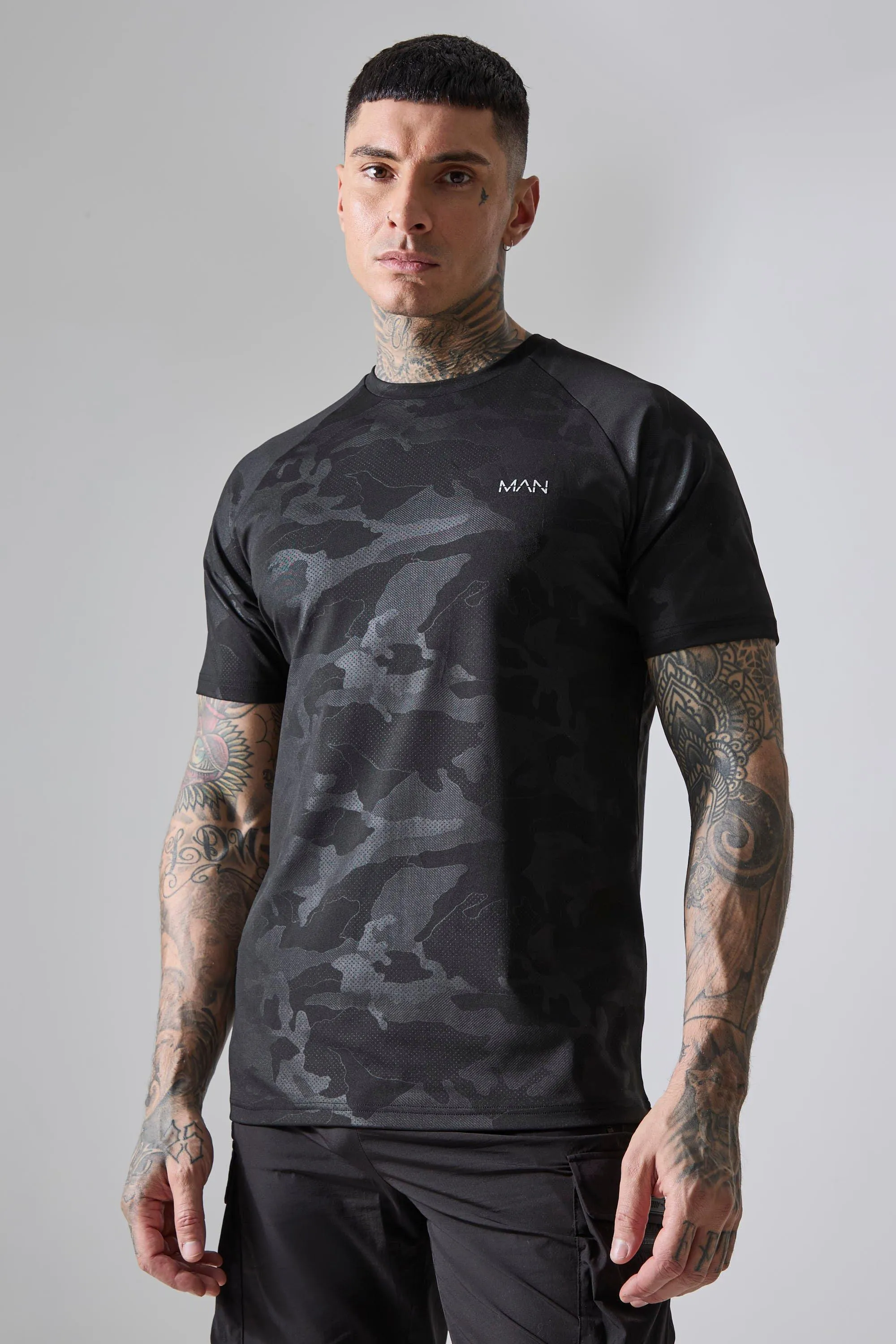 Tall Man Active Camo Raglan Regular Fit Performance T-shirt