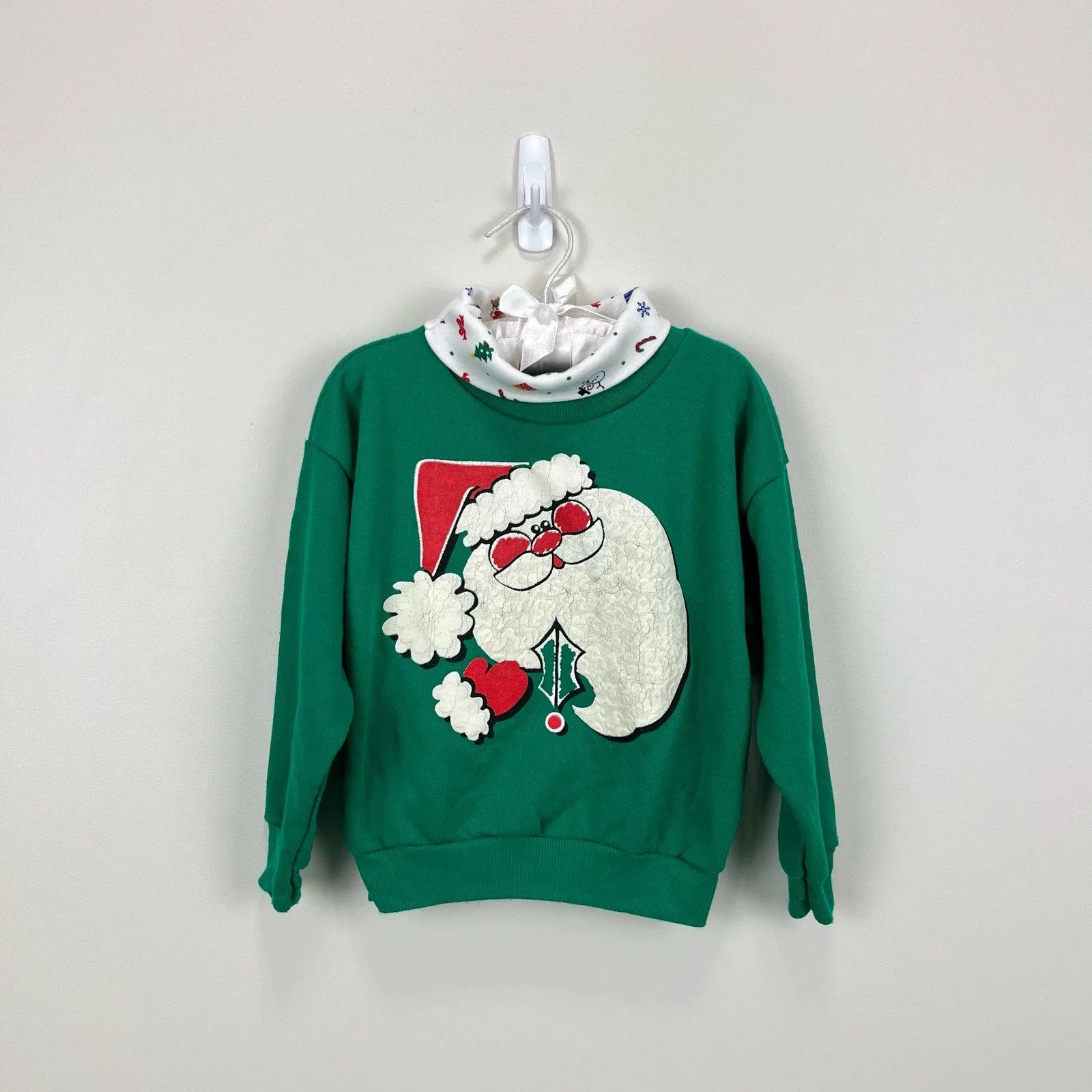 Vintage Basic Editions Green Santa Sweatshirt 4T