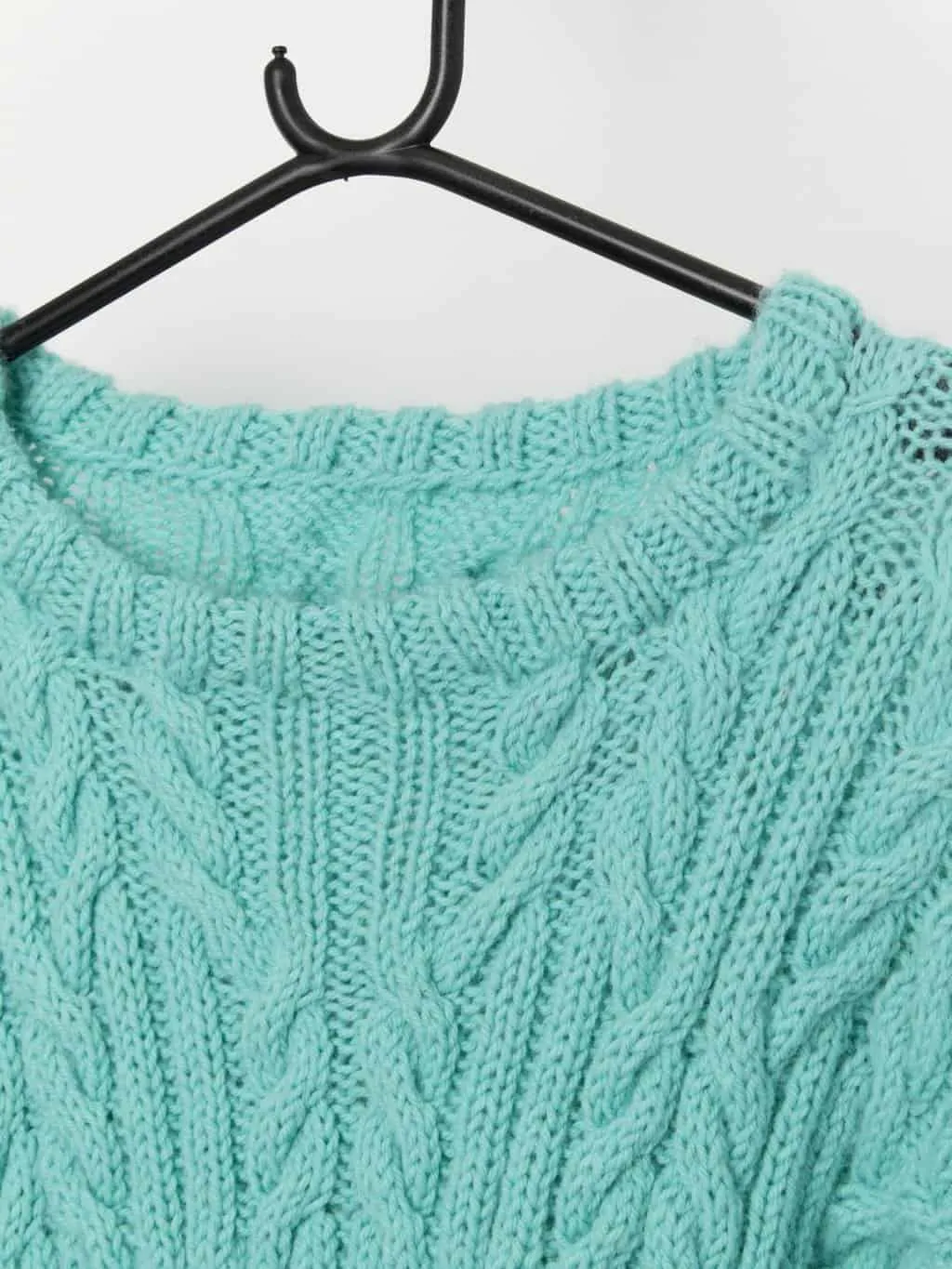 Vintage handknitted aqua blue jumper – Medium